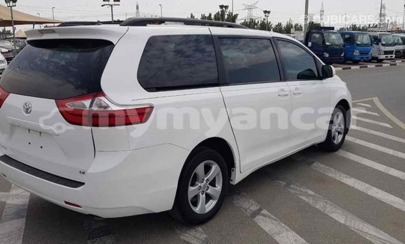 Buy Import Toyota Sienna White Car in Import - Dubai in Ayeyarwady Buy Import Toyota Sienna White Car in Import - Dubai in Ayeyarwady