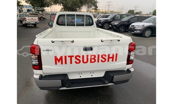 Buy Import Mitsubishi L200 White Car in Import - Dubai in Ayeyarwady Buy Import Mitsubishi L200 White Car in Import - Dubai in Ayeyarwady