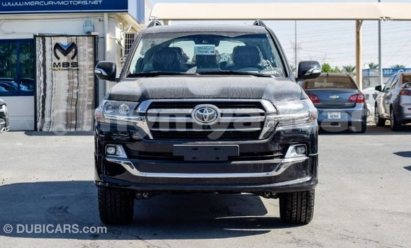 Buy Import Toyota Land Cruiser Black Car in Import - Dubai in Ayeyarwady Buy Import Toyota Land Cruiser Black Car in Import - Dubai in Ayeyarwady
