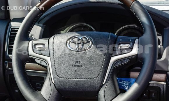 Buy Import Toyota Land Cruiser Black Car in Import - Dubai in Ayeyarwady Buy Import Toyota Land Cruiser Black Car in Import - Dubai in Ayeyarwady