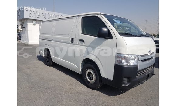 Buy Import Toyota Hiace White Car in Import - Dubai in Ayeyarwady Buy Import Toyota Hiace White Car in Import - Dubai in Ayeyarwady