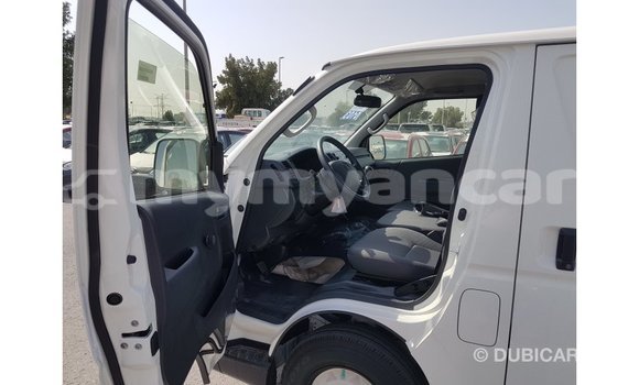 Buy Import Toyota Hiace White Car in Import - Dubai in Ayeyarwady Buy Import Toyota Hiace White Car in Import - Dubai in Ayeyarwady