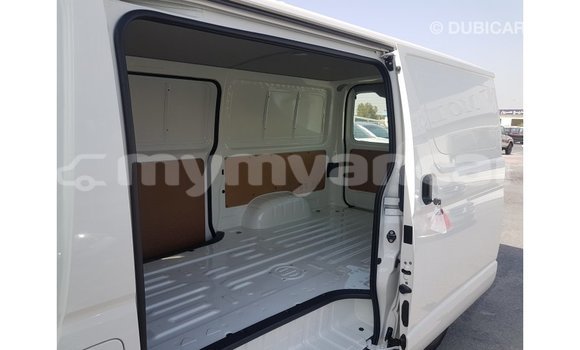 Buy Import Toyota Hiace White Car in Import - Dubai in Ayeyarwady Buy Import Toyota Hiace White Car in Import - Dubai in Ayeyarwady