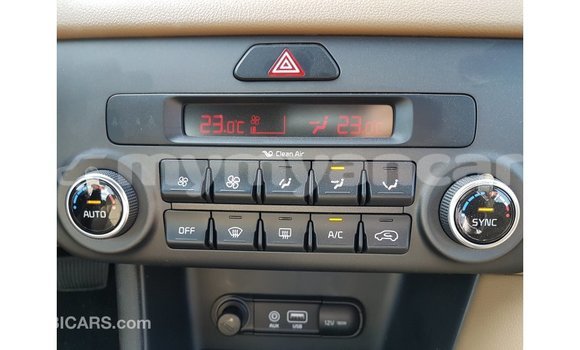 Buy Import Kia Sportage White Car in Import - Dubai in Ayeyarwady Buy Import Kia Sportage White Car in Import - Dubai in Ayeyarwady