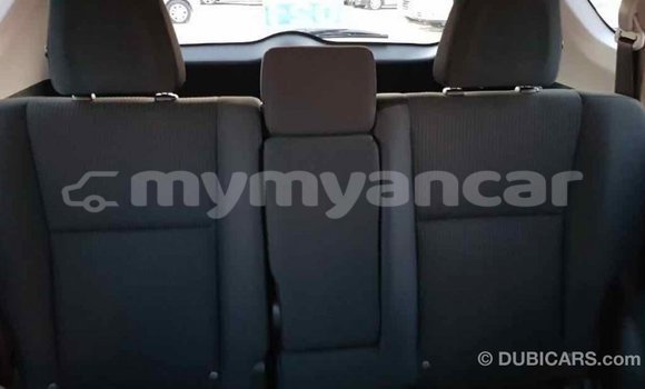 Acheter Import Voiture Toyota RAV4 Blanc à Import - Dubai, #<Region:0x000000000c5121b8> Acheter Import Voiture Toyota RAV4 Blanc à Import - Dubai, #<Region:0x000000000c5121b8>