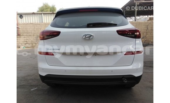 Buy Import Hyundai Tucson White Car in Import - Dubai in Ayeyarwady Buy Import Hyundai Tucson White Car in Import - Dubai in Ayeyarwady