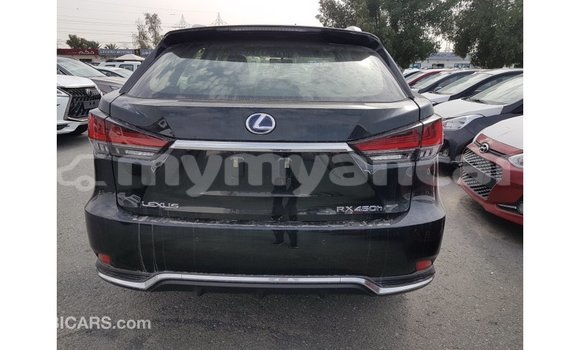 သွင်းကုန် Lexus CT Black ကား Import - Dubai Ayeyarwady သွင်းကုန် Lexus CT Black ကား Import - Dubai Ayeyarwady