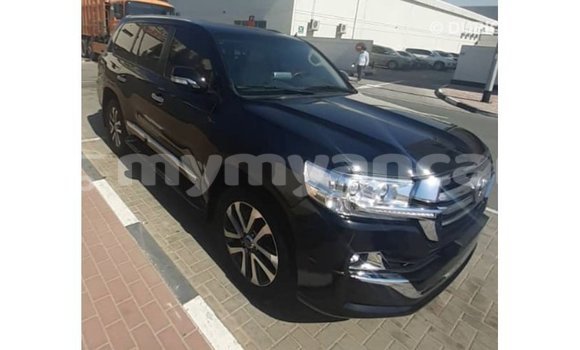Buy Import Toyota Land Cruiser Black Car in Import - Dubai in Ayeyarwady Buy Import Toyota Land Cruiser Black Car in Import - Dubai in Ayeyarwady