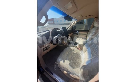 Buy Import Toyota Land Cruiser Black Car in Import - Dubai in Ayeyarwady Buy Import Toyota Land Cruiser Black Car in Import - Dubai in Ayeyarwady