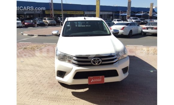 Buy Import Toyota Hilux White Car in Import - Dubai in Ayeyarwady Buy Import Toyota Hilux White Car in Import - Dubai in Ayeyarwady