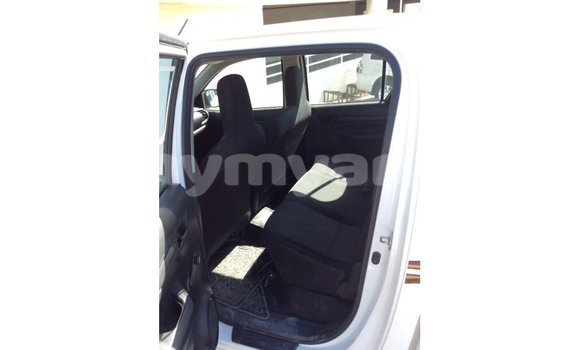Buy Import Toyota Hilux White Car in Import - Dubai in Ayeyarwady Buy Import Toyota Hilux White Car in Import - Dubai in Ayeyarwady