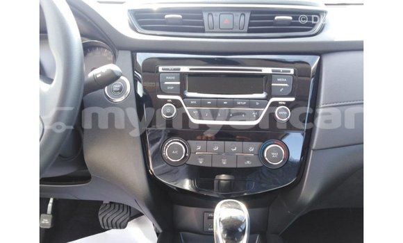 Buy Import Nissan Evalia Other Truck in Import - Dubai in Ayeyarwady Buy Import Nissan Evalia Other Truck in Import - Dubai in Ayeyarwady