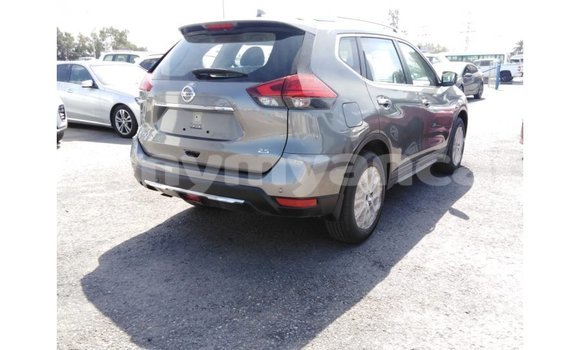 Buy Import Nissan Evalia Other Truck in Import - Dubai in Ayeyarwady Buy Import Nissan Evalia Other Truck in Import - Dubai in Ayeyarwady