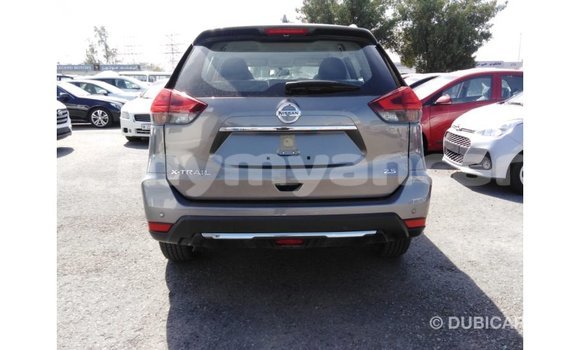 Buy Import Nissan Evalia Other Truck in Import - Dubai in Ayeyarwady Buy Import Nissan Evalia Other Truck in Import - Dubai in Ayeyarwady