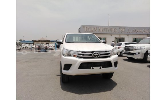 Buy Import Toyota Hilux White Car in Import - Dubai in Ayeyarwady Buy Import Toyota Hilux White Car in Import - Dubai in Ayeyarwady