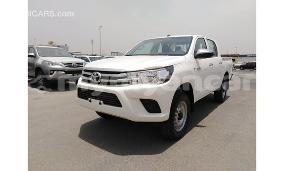 Buy Import Toyota Hilux White Car in Import - Dubai in Ayeyarwady Buy Import Toyota Hilux White Car in Import - Dubai in Ayeyarwady
