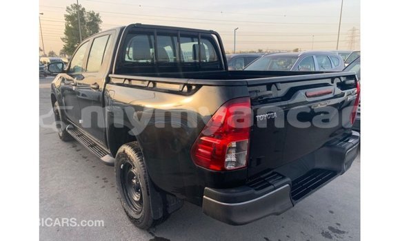 သွင်းကုန် Toyota Hilux Black ကား Import - Dubai Ayeyarwady သွင်းကုန် Toyota Hilux Black ကား Import - Dubai Ayeyarwady