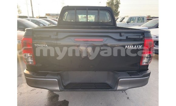 သွင်းကုန် Toyota Hilux Black ကား Import - Dubai Ayeyarwady သွင်းကုန် Toyota Hilux Black ကား Import - Dubai Ayeyarwady