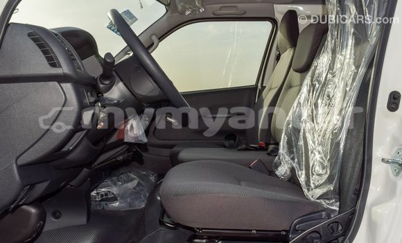 Buy Import Toyota Hiace White Car in Import - Dubai in Ayeyarwady Buy Import Toyota Hiace White Car in Import - Dubai in Ayeyarwady