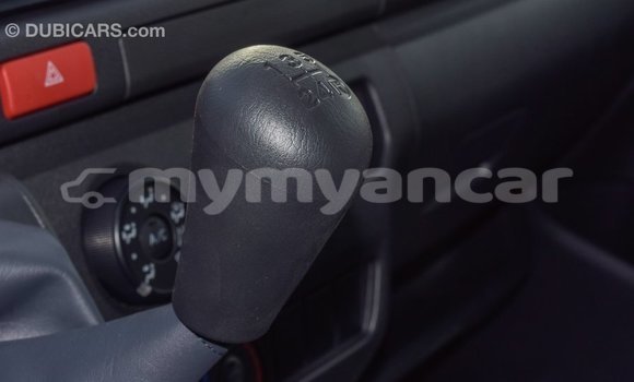 Buy Import Toyota Hiace White Car in Import - Dubai in Ayeyarwady Buy Import Toyota Hiace White Car in Import - Dubai in Ayeyarwady