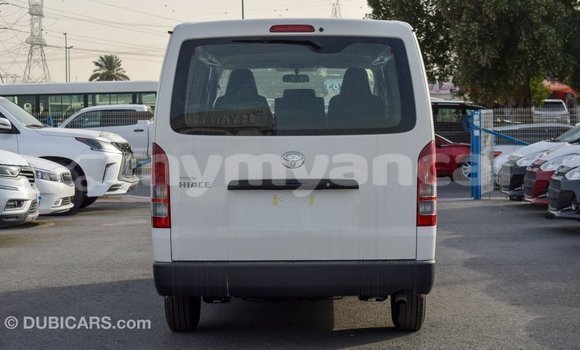 Buy Import Toyota Hiace White Car in Import - Dubai in Ayeyarwady Buy Import Toyota Hiace White Car in Import - Dubai in Ayeyarwady