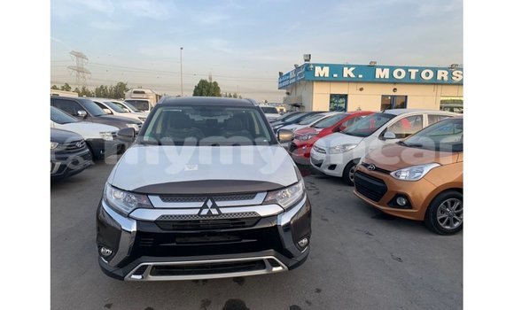 သွင်းကုန် Mitsubishi Outlander Brown ကား Import - Dubai Ayeyarwady သွင်းကုန် Mitsubishi Outlander Brown ကား Import - Dubai Ayeyarwady