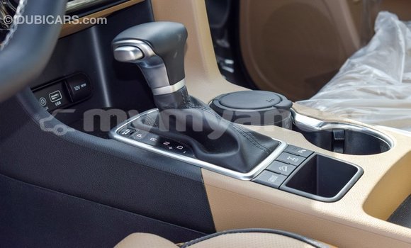 Buy Import Kia Sportage Other Car in Import - Dubai in Ayeyarwady Buy Import Kia Sportage Other Car in Import - Dubai in Ayeyarwady