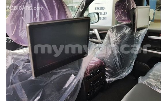 Buy Import Toyota Land Cruiser Black Car in Import - Dubai in Ayeyarwady Buy Import Toyota Land Cruiser Black Car in Import - Dubai in Ayeyarwady