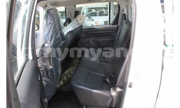 Acheter Import Voiture Toyota Hilux Blanc à Import - Dubai, #<Region:0x000000000c5121b8> Acheter Import Voiture Toyota Hilux Blanc à Import - Dubai, #<Region:0x000000000c5121b8>