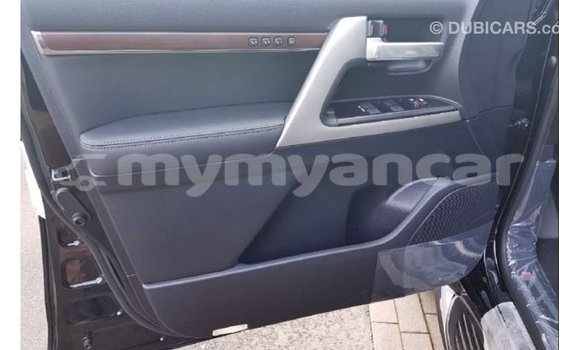 Buy Import Toyota Land Cruiser Black Car in Import - Dubai in Ayeyarwady Buy Import Toyota Land Cruiser Black Car in Import - Dubai in Ayeyarwady