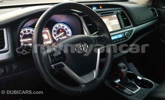 Buy Import Toyota Highlander Other Car in Import - Dubai in Ayeyarwady Buy Import Toyota Highlander Other Car in Import - Dubai in Ayeyarwady