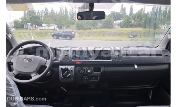 Buy Import Toyota Hiace White Car in Import - Dubai in Ayeyarwady Buy Import Toyota Hiace White Car in Import - Dubai in Ayeyarwady