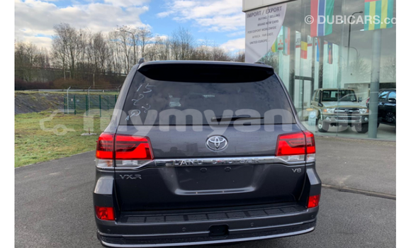 Buy Import Toyota Land Cruiser Brown Car in Import - Dubai in Ayeyarwady Buy Import Toyota Land Cruiser Brown Car in Import - Dubai in Ayeyarwady