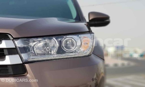 Buy Import Toyota Highlander Brown Car in Import - Dubai in Ayeyarwady Buy Import Toyota Highlander Brown Car in Import - Dubai in Ayeyarwady