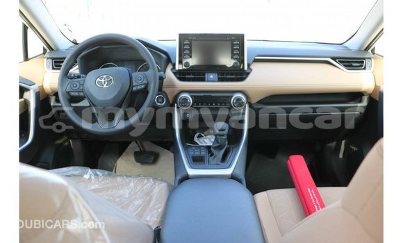 Buy Import Toyota 4Runner White Car in Import - Dubai in Ayeyarwady Buy Import Toyota 4Runner White Car in Import - Dubai in Ayeyarwady