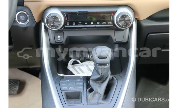 Buy Import Toyota 4Runner White Car in Import - Dubai in Ayeyarwady Buy Import Toyota 4Runner White Car in Import - Dubai in Ayeyarwady