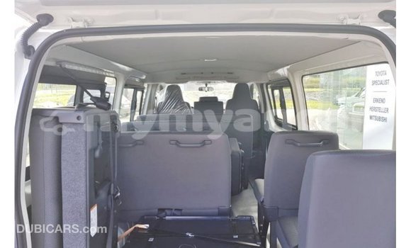 Buy Import Toyota Hiace White Car in Import - Dubai in Ayeyarwady Buy Import Toyota Hiace White Car in Import - Dubai in Ayeyarwady