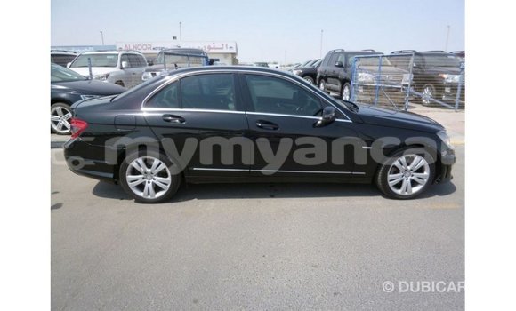 သွင်းကုန် Mercedes-Benz 200 Black ကား Import - Dubai Ayeyarwady သွင်းကုန် Mercedes-Benz 200 Black ကား Import - Dubai Ayeyarwady