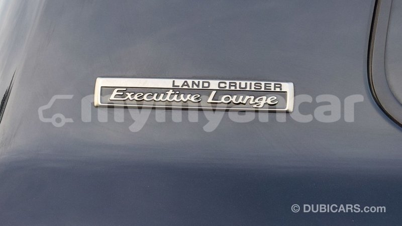 Big with watermark toyota land cruiser ayeyarwady import dubai 2086