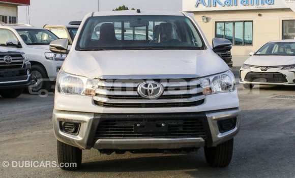 Buy Import Toyota Hilux White Car in Import - Dubai in Ayeyarwady Buy Import Toyota Hilux White Car in Import - Dubai in Ayeyarwady