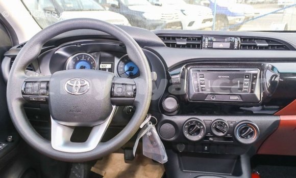 Buy Import Toyota Hilux White Car in Import - Dubai in Ayeyarwady Buy Import Toyota Hilux White Car in Import - Dubai in Ayeyarwady