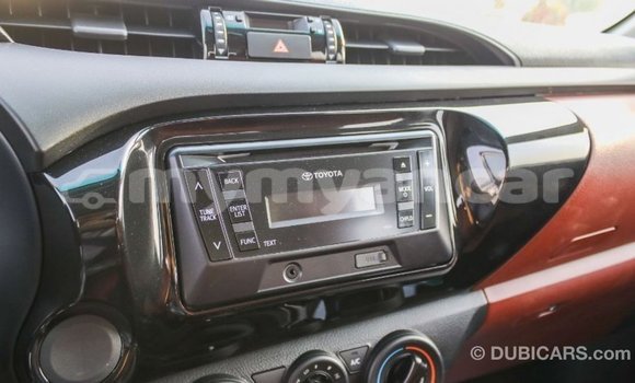 Buy Import Toyota Hilux White Car in Import - Dubai in Ayeyarwady Buy Import Toyota Hilux White Car in Import - Dubai in Ayeyarwady