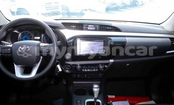 Buy Import Toyota Hilux Other Car in Import - Dubai in Ayeyarwady Buy Import Toyota Hilux Other Car in Import - Dubai in Ayeyarwady