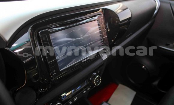 Buy Import Toyota Hilux Other Car in Import - Dubai in Ayeyarwady Buy Import Toyota Hilux Other Car in Import - Dubai in Ayeyarwady