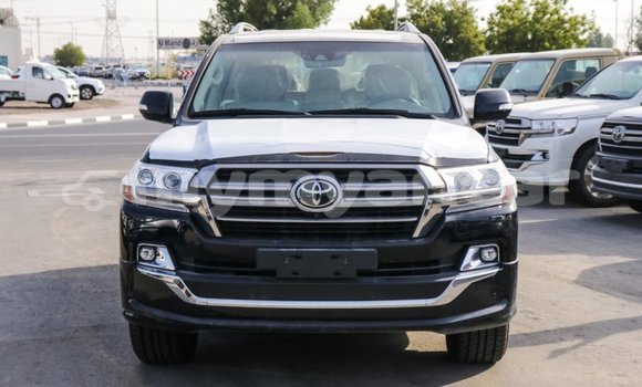 Buy Import Toyota Land Cruiser Black Car in Import - Dubai in Ayeyarwady Buy Import Toyota Land Cruiser Black Car in Import - Dubai in Ayeyarwady