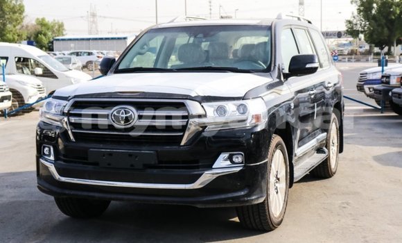 Buy Import Toyota Land Cruiser Black Car in Import - Dubai in Ayeyarwady Buy Import Toyota Land Cruiser Black Car in Import - Dubai in Ayeyarwady