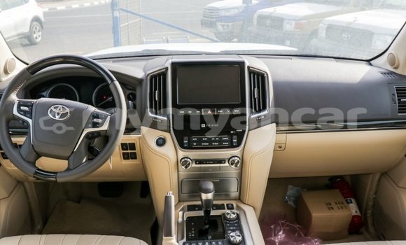 Buy Import Toyota Land Cruiser Black Car in Import - Dubai in Ayeyarwady Buy Import Toyota Land Cruiser Black Car in Import - Dubai in Ayeyarwady
