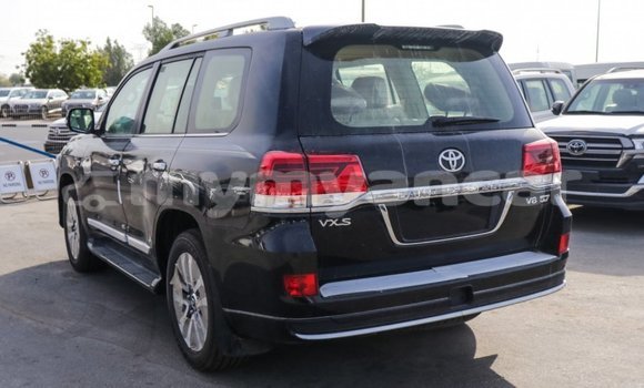 Buy Import Toyota Land Cruiser Black Car in Import - Dubai in Ayeyarwady Buy Import Toyota Land Cruiser Black Car in Import - Dubai in Ayeyarwady