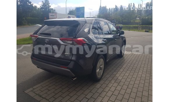 Buy Import Toyota 4Runner Other Car in Import - Dubai in Ayeyarwady Buy Import Toyota 4Runner Other Car in Import - Dubai in Ayeyarwady