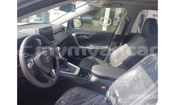 Buy Import Toyota 4Runner Other Car in Import - Dubai in Ayeyarwady Buy Import Toyota 4Runner Other Car in Import - Dubai in Ayeyarwady